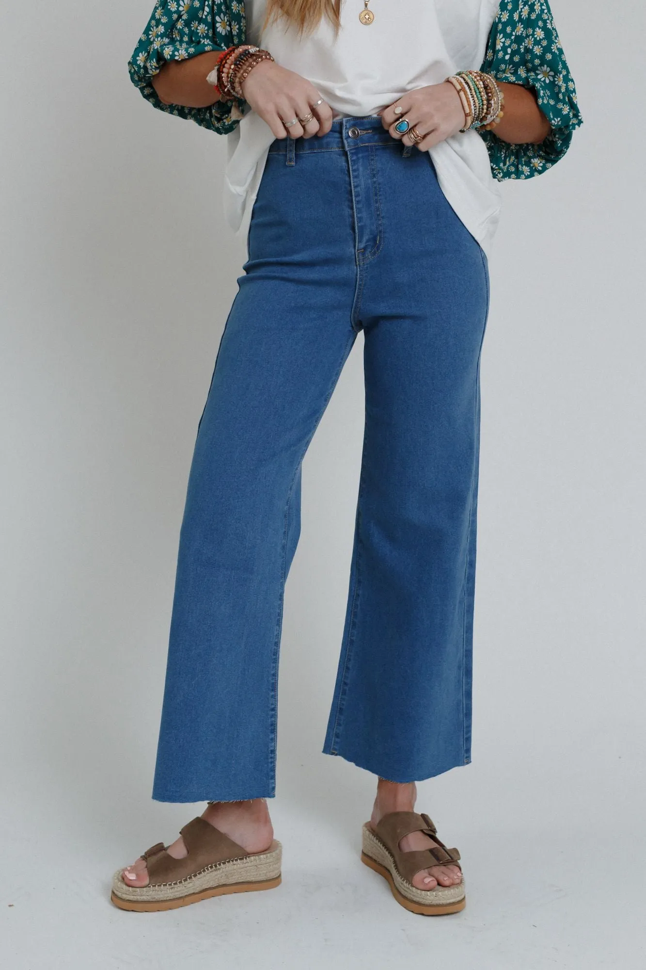 Ahead Of The Pack Cropped Jeans - Denim