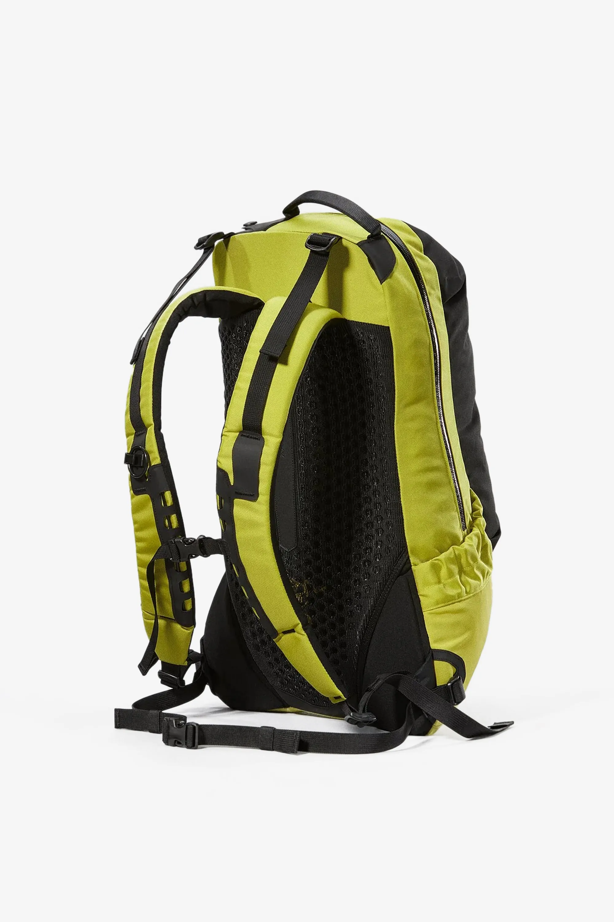 Arc'teryx Arro 22 Backpack in Lampyre