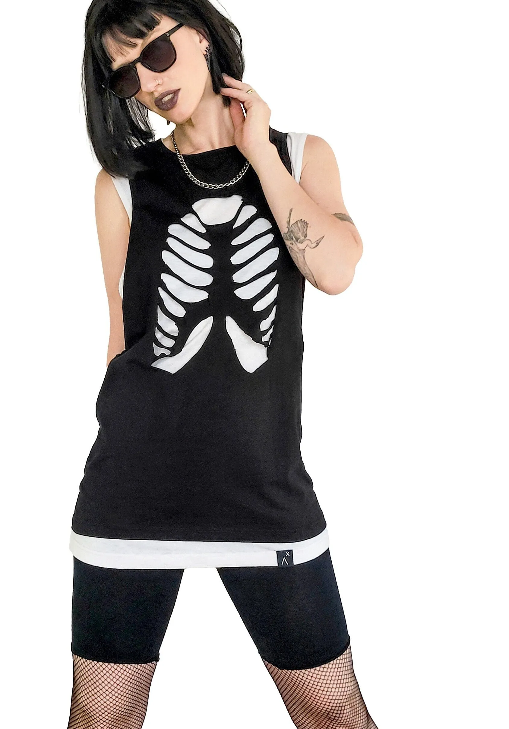 Cut out skeleton Rib Cage tank top in black & white