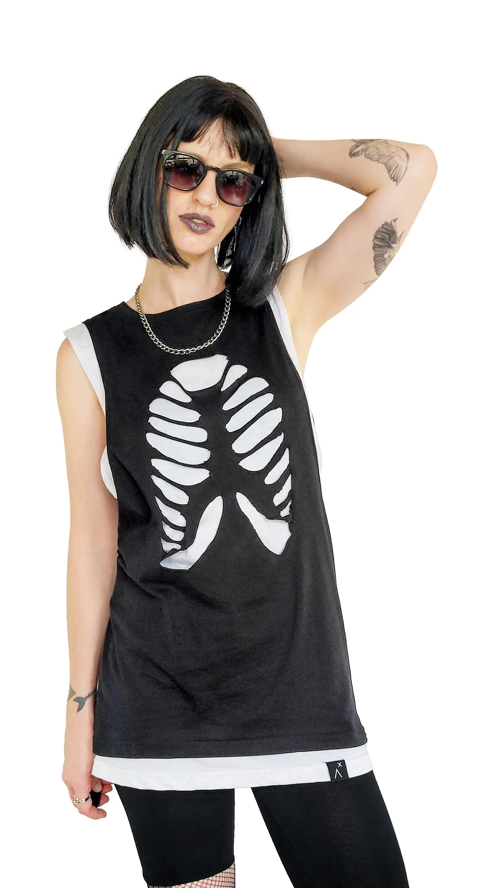 Cut out skeleton Rib Cage tank top in black & white