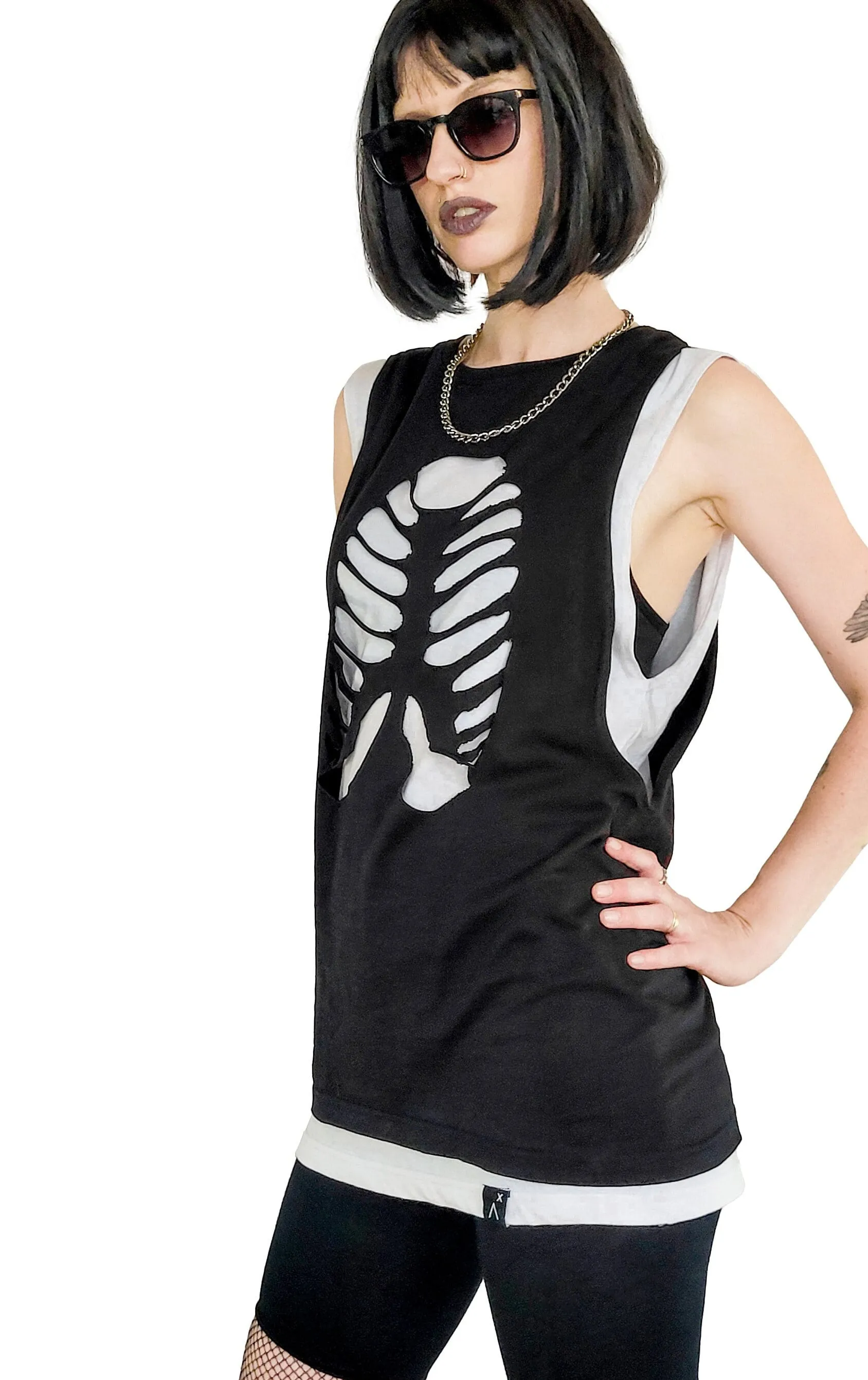 Cut out skeleton Rib Cage tank top in black & white