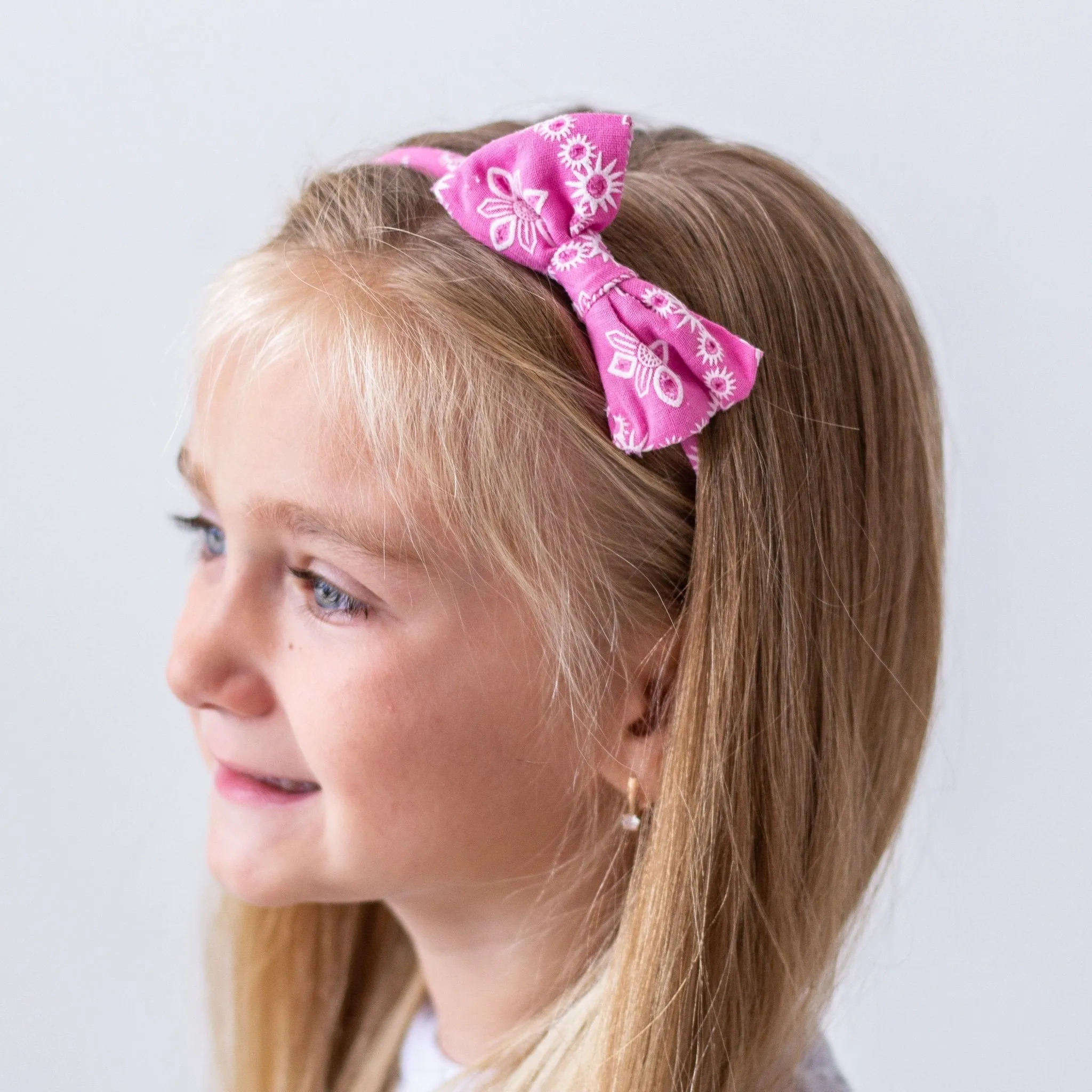 Thin Eyelet Lace Bow Headband