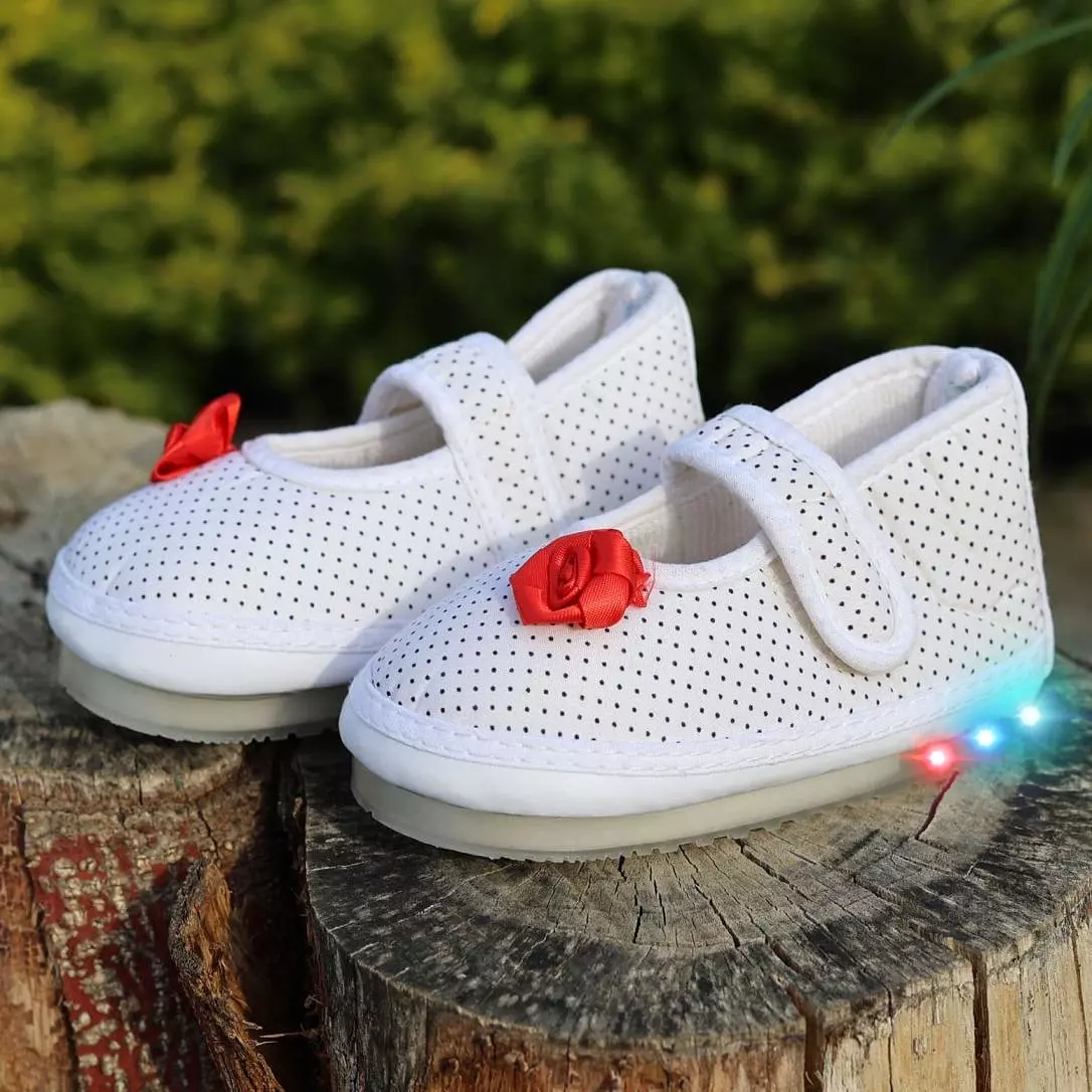 Urbanfeet's Kids LED Light Shoes with Chu Chu Music Sound & Polka Dot Print for Baby Girls and Boys (for 12-24 Months)