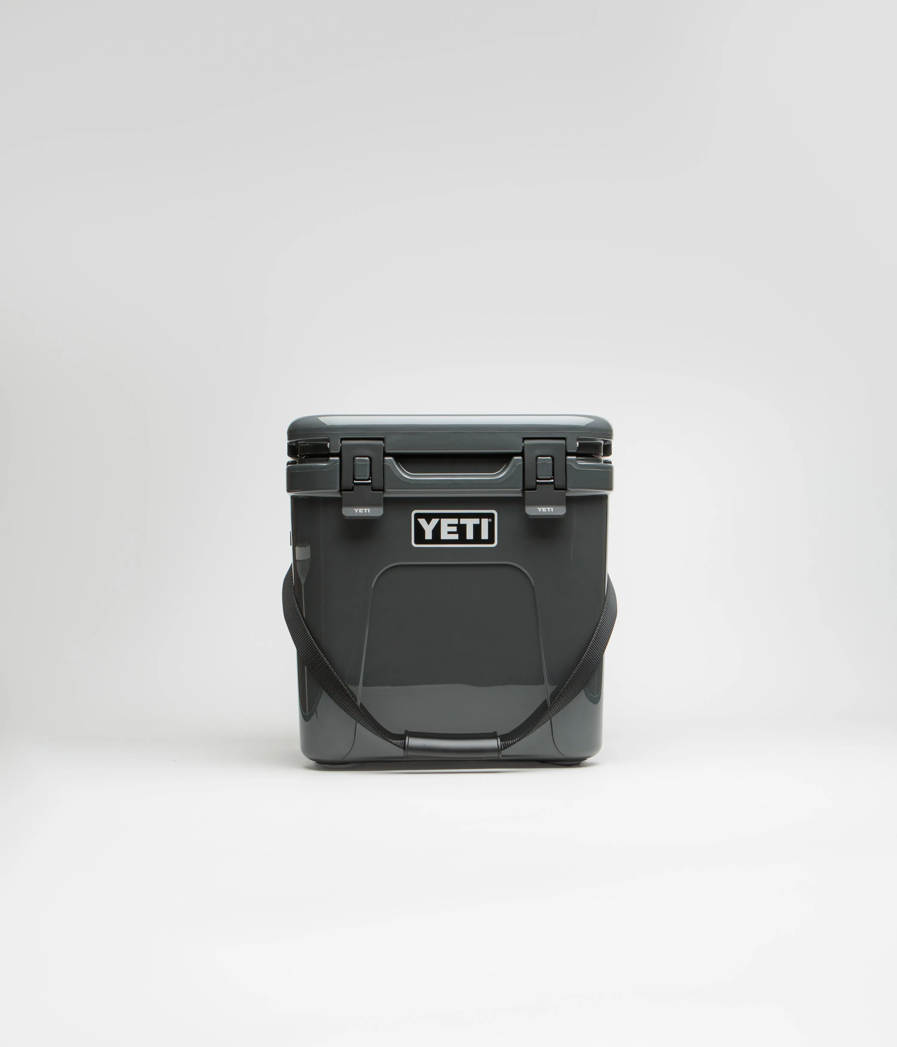 Yeti Roadie 24 Hard Cooler - Charcoal